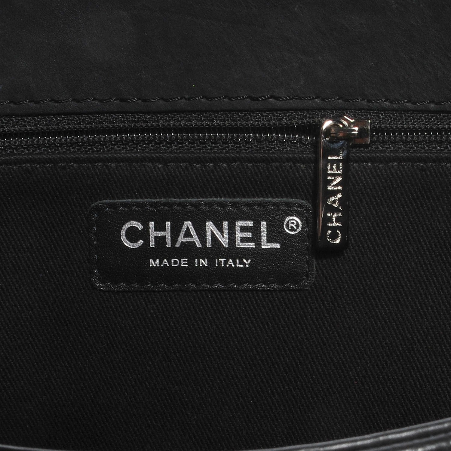 Chanel Washed Calfskin Large Hamptons Shopping Tote Black 5 of 7