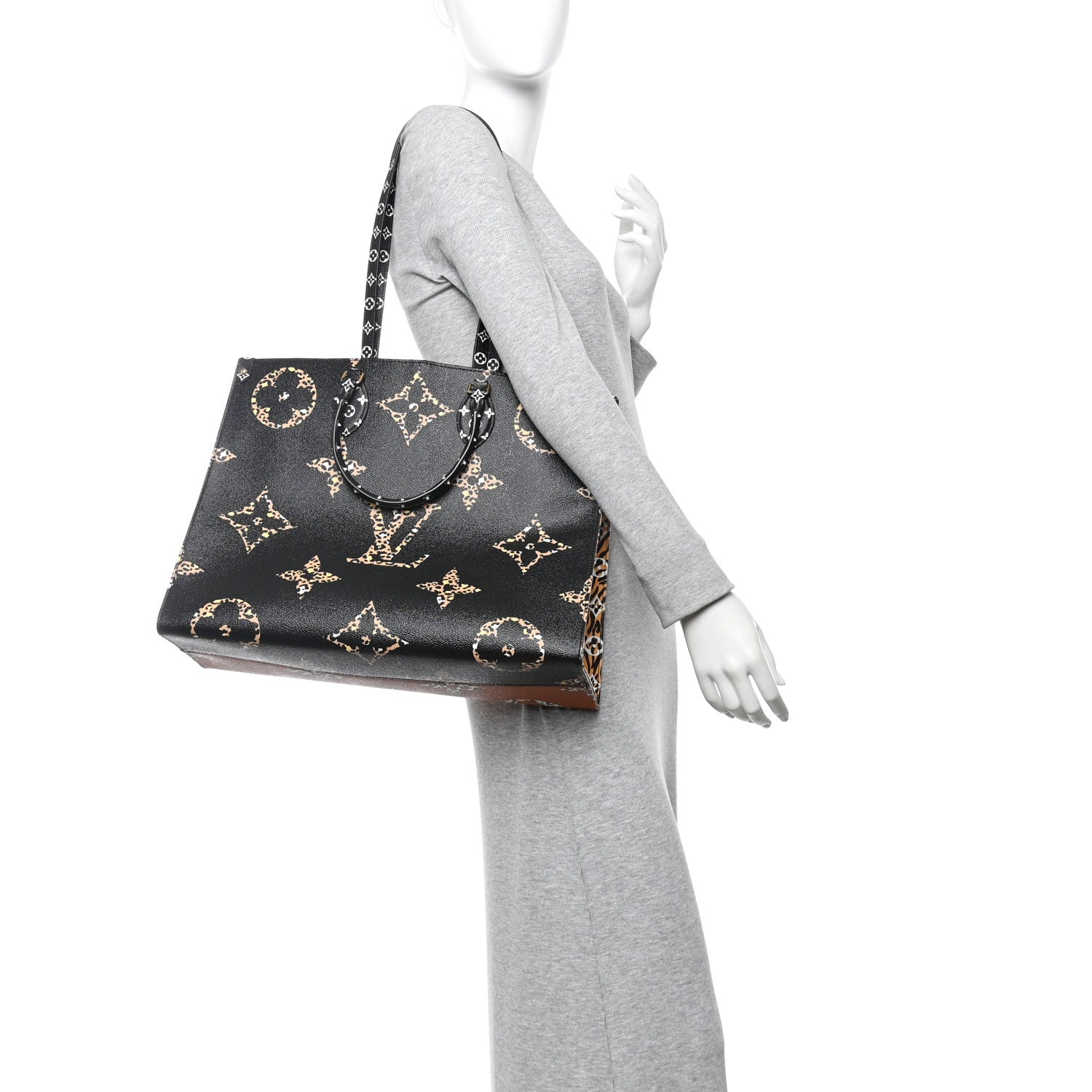 Louis Vuitton Monogram Giant Jungle Onthego GM Black 2 of 10