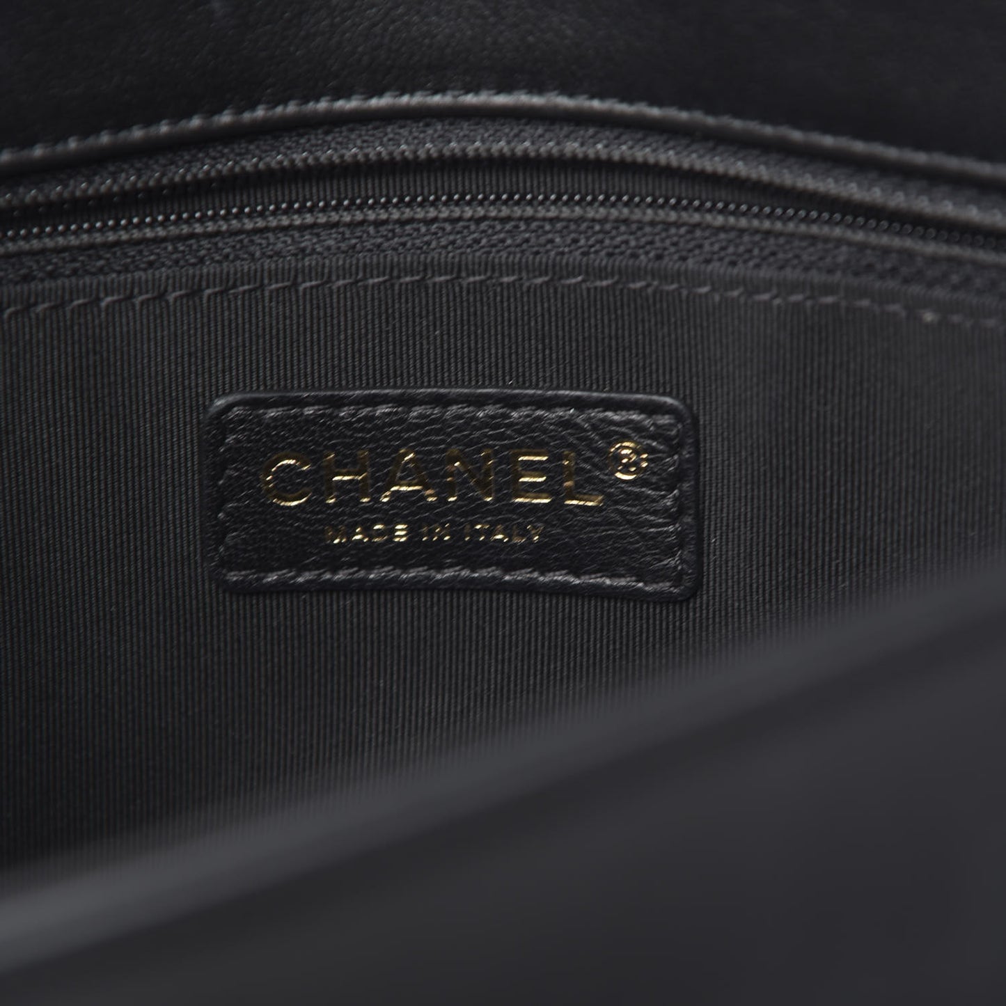Calfskin Quilted Medium Graphic Flap Beige Black