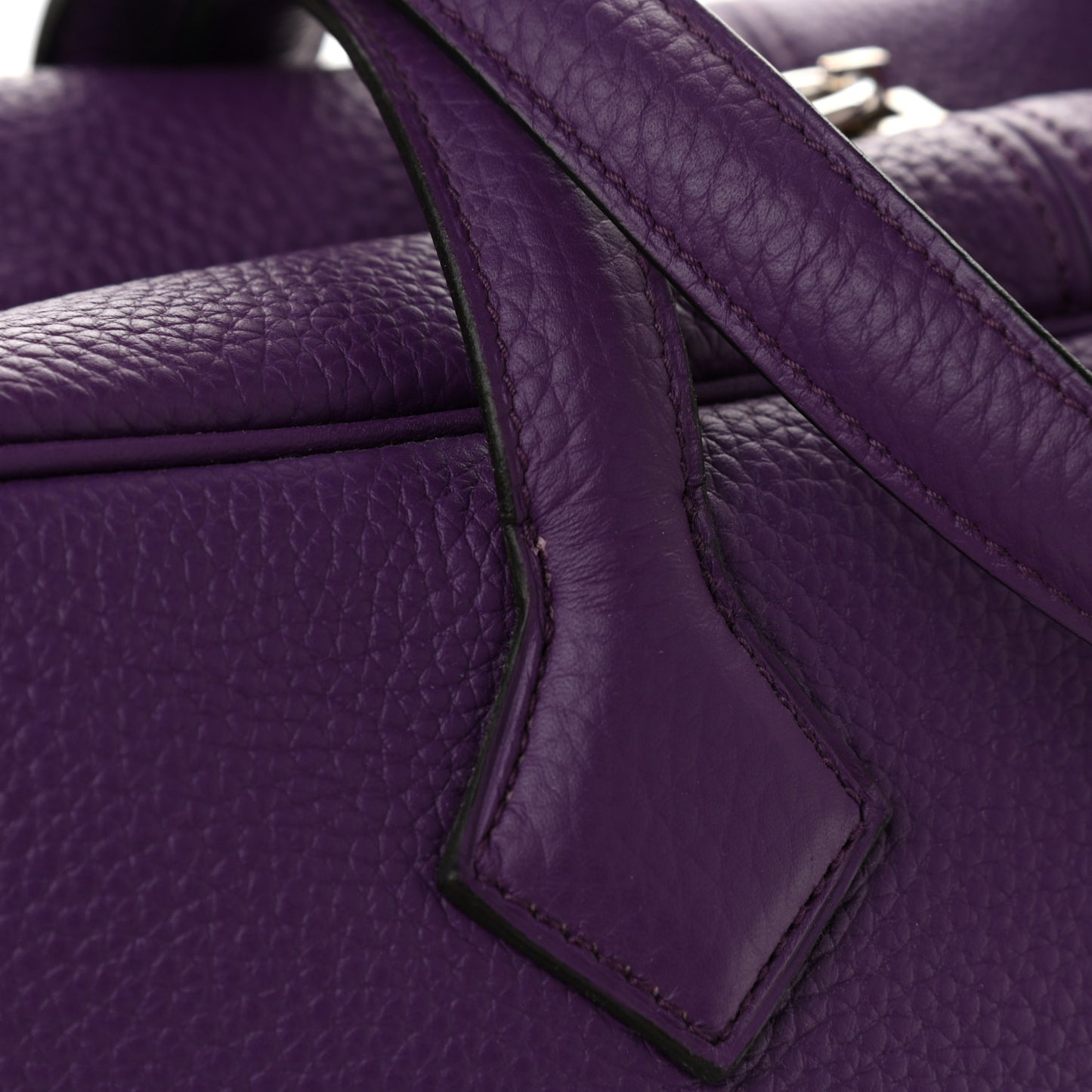 Taurillon Clemence Victoria II 35 Ultraviolet