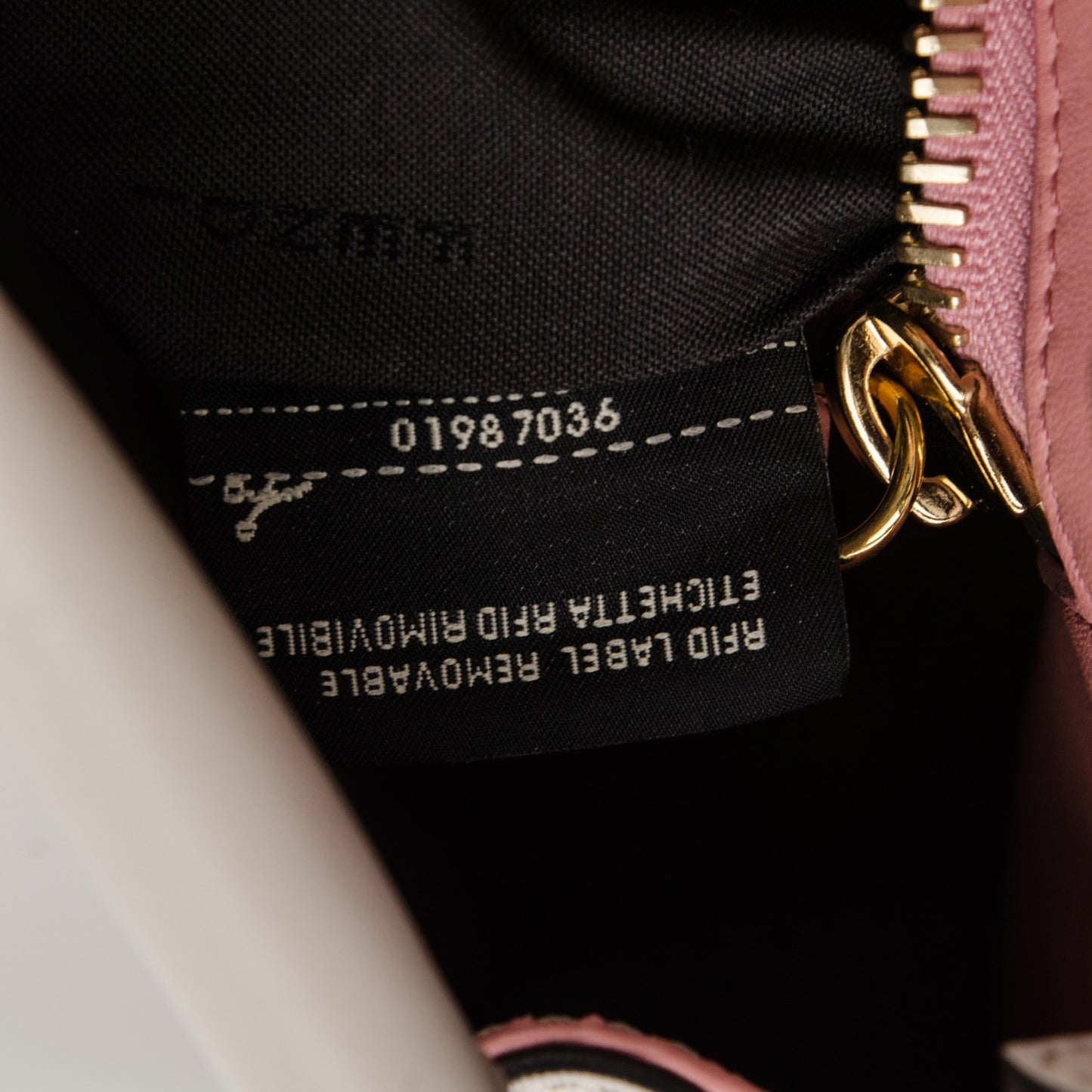 Vitello Seta Shiny Nappa Medium Peekaboo Iconic Satchel Grigio Polvere Bois de Rose