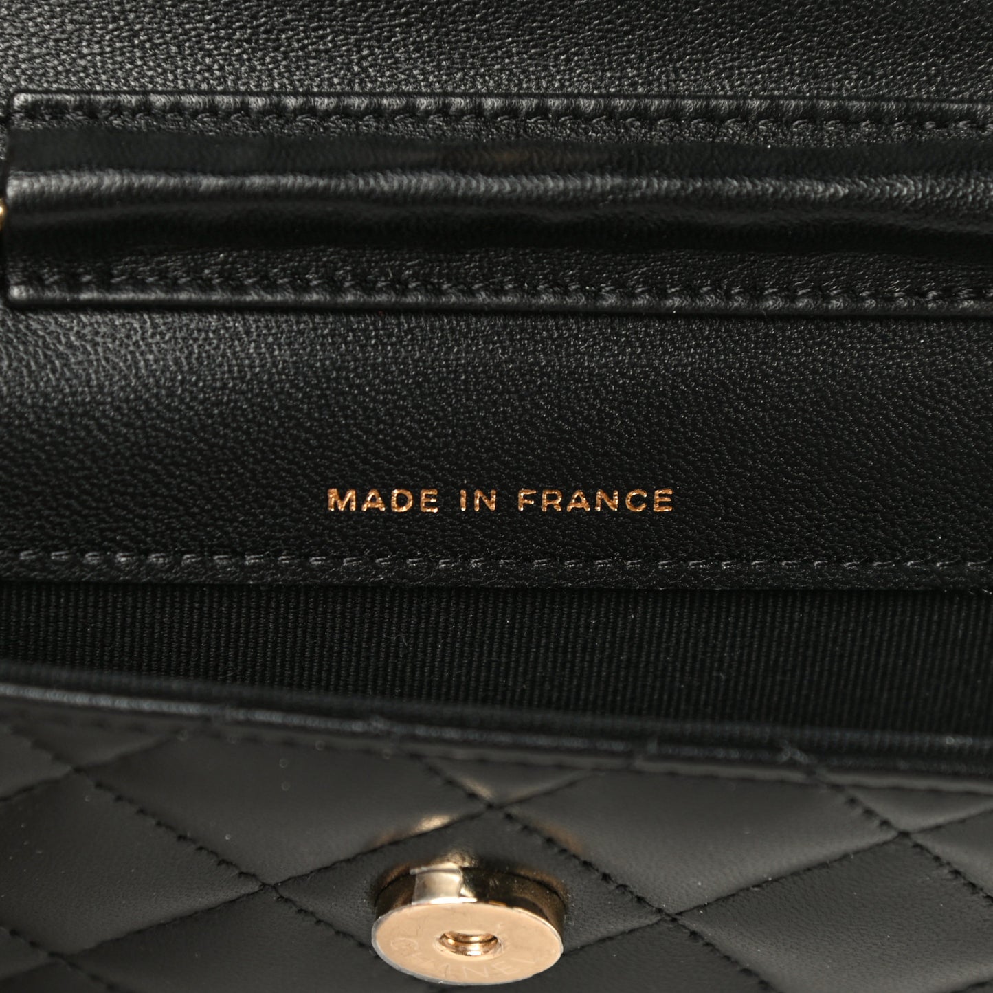 Lambskin Quilted Coco Bow Clutch With Chain Black