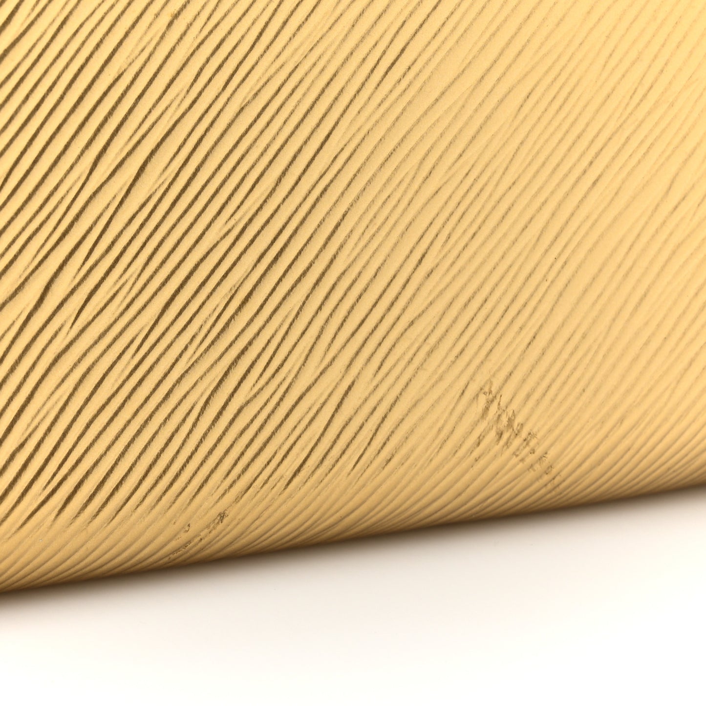 Epi Love Lock Twist Shoulder Bag MM Gold