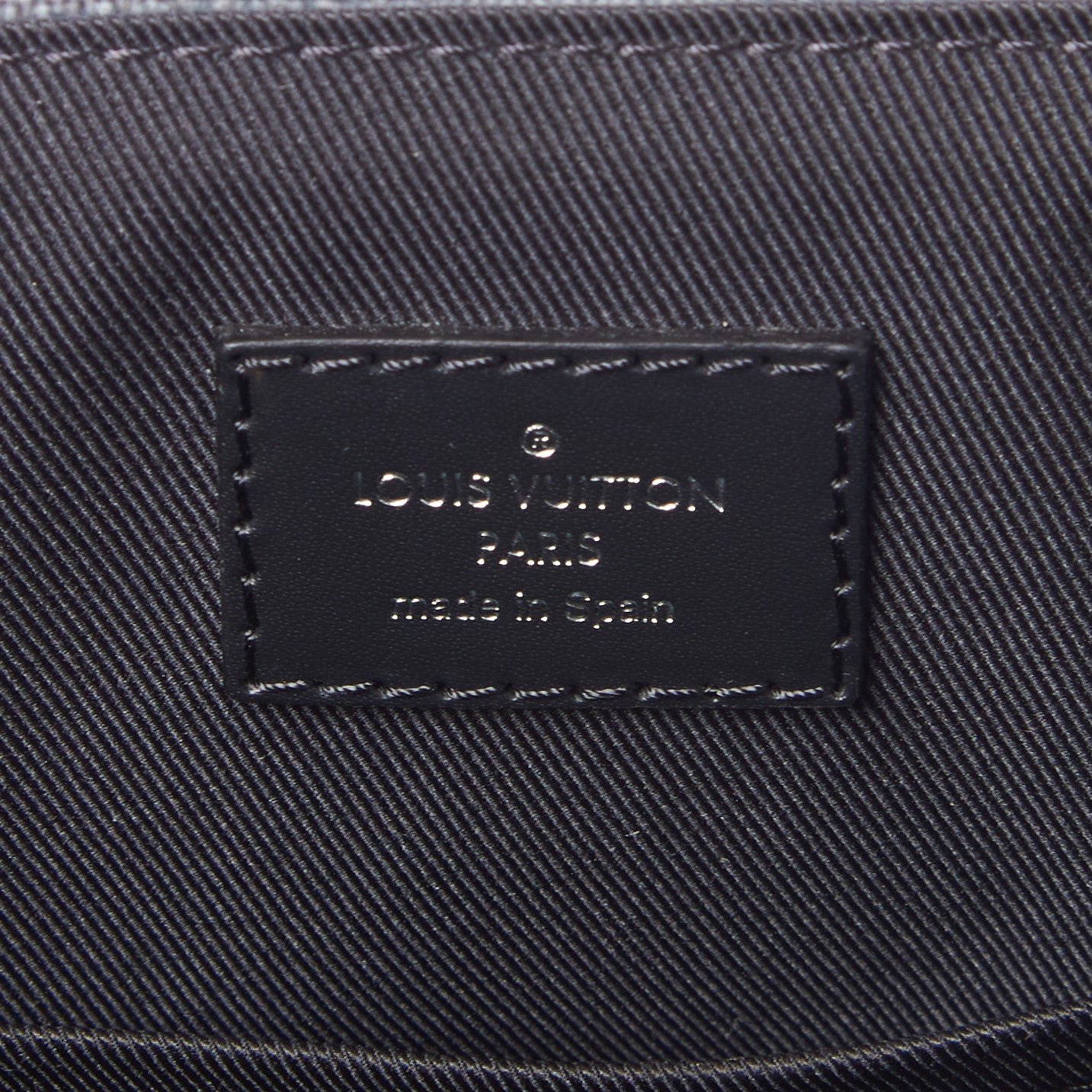 Damier Graphite District PM