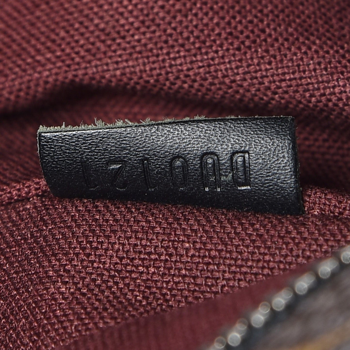 Monogram Macassar Kitan