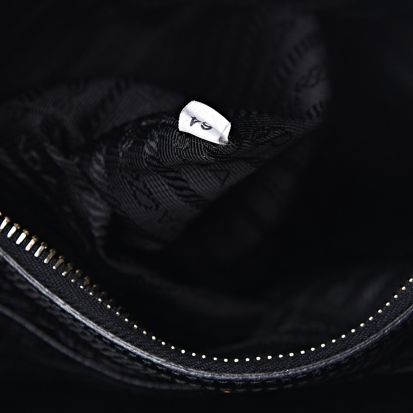 Saffiano Lux Large Promenade Tote Black