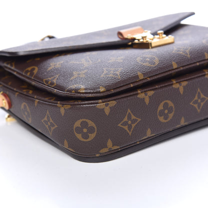 Louis Vuitton Monogram Pochette Metis 7 of 8