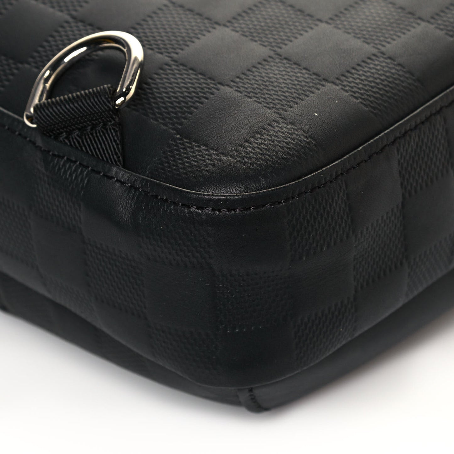 Damier Infini Avenue Sling Bag Onyx