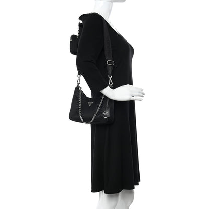 Prada Nylon Re-Edition 2005 Shoulder Bag Black 2 of 11