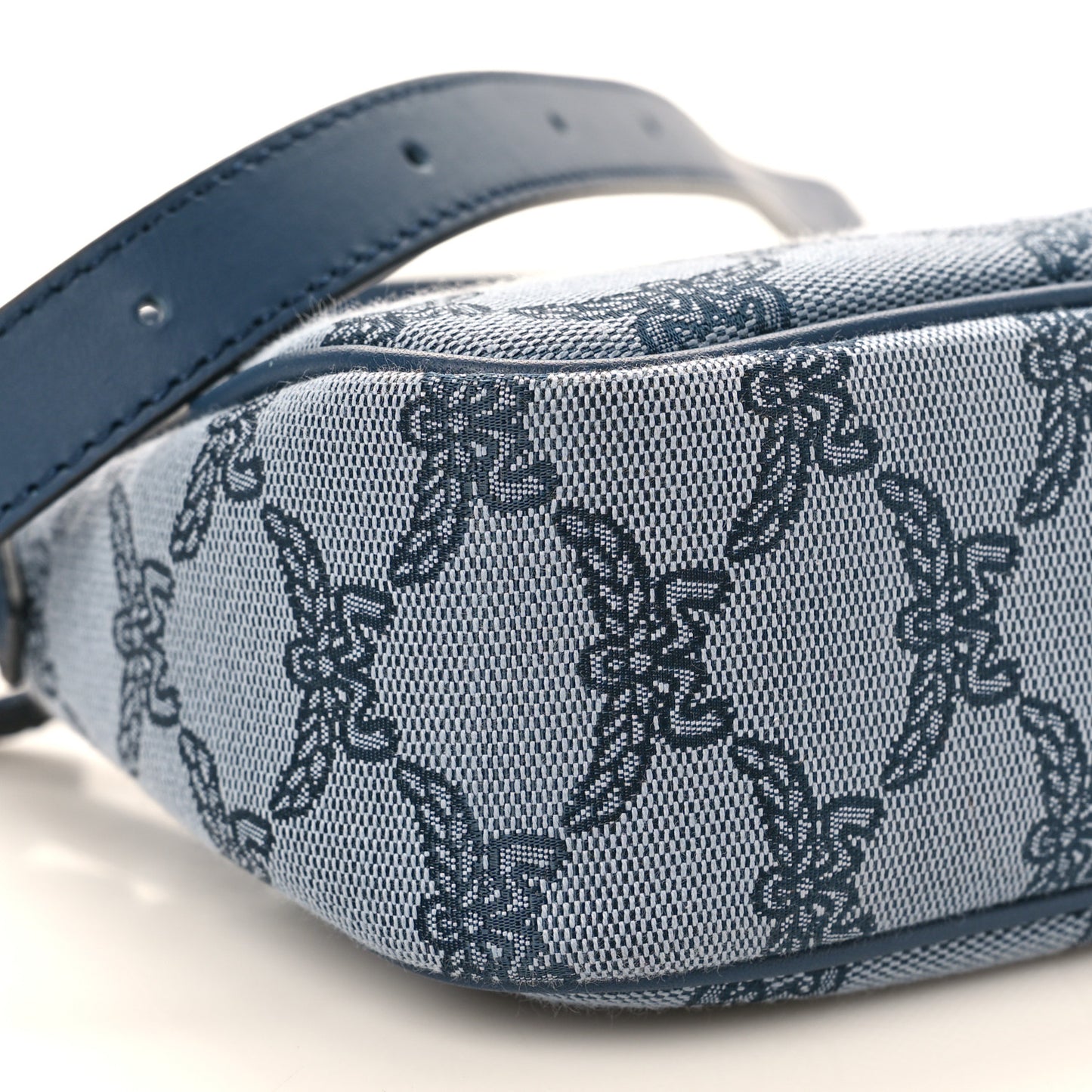 Lauretos Nappa Small Himmel Shoulder Bag Indigo Blue