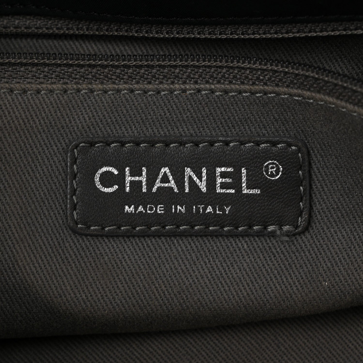 Chanel Iridescent Calfskin Glint Flap Black 6 of 13