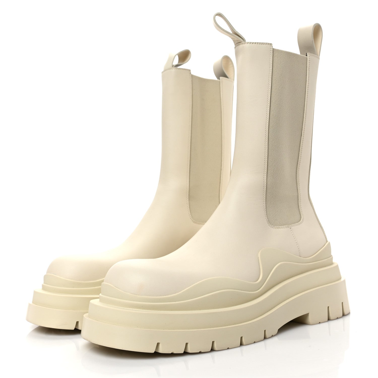 Bottega Veneta Calfskin The Tire Chelsea Boots 40 Sea Salt 3 of 6
