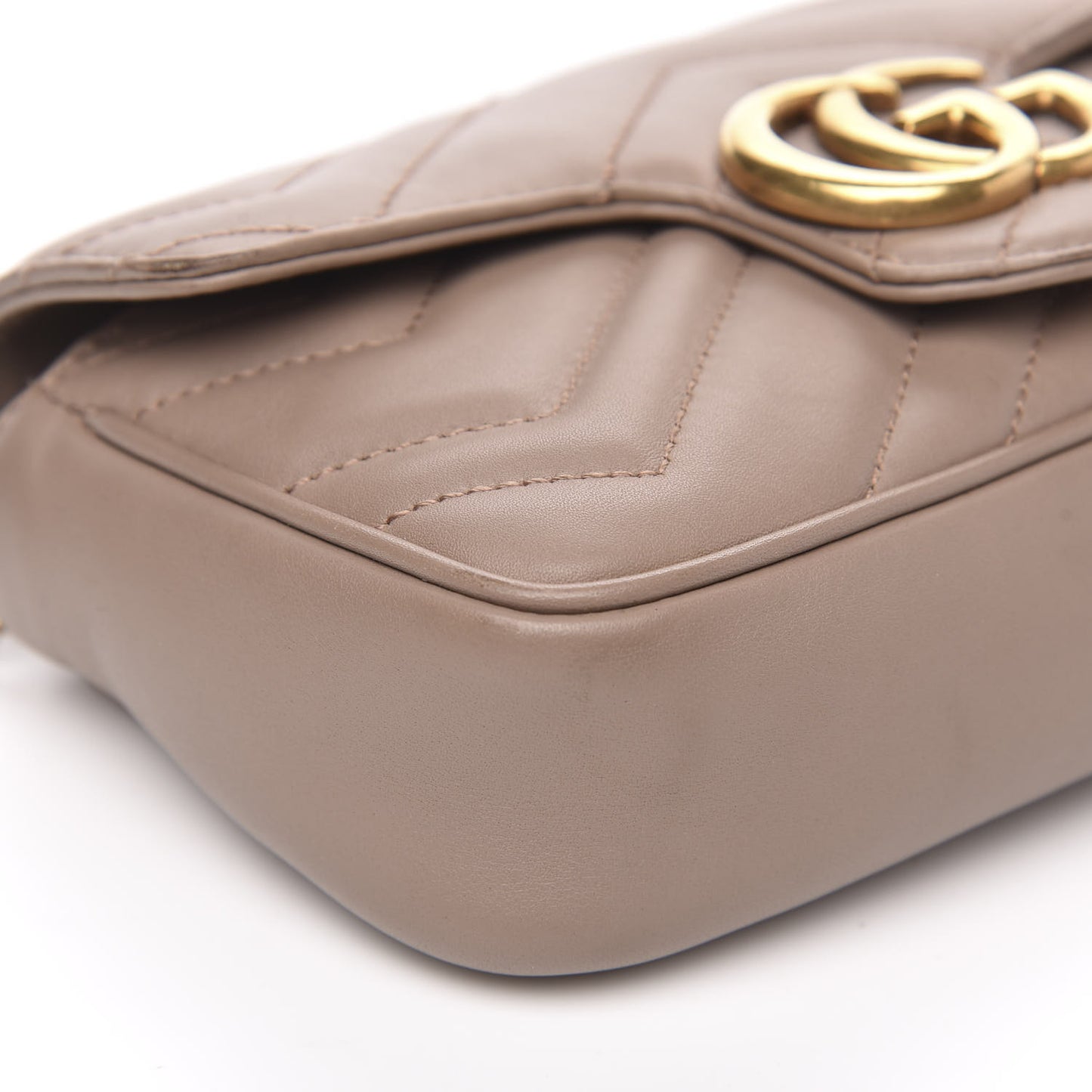 Calfskin Matelasse Super Mini GG Marmont Shoulder Bag Porcelain Rose