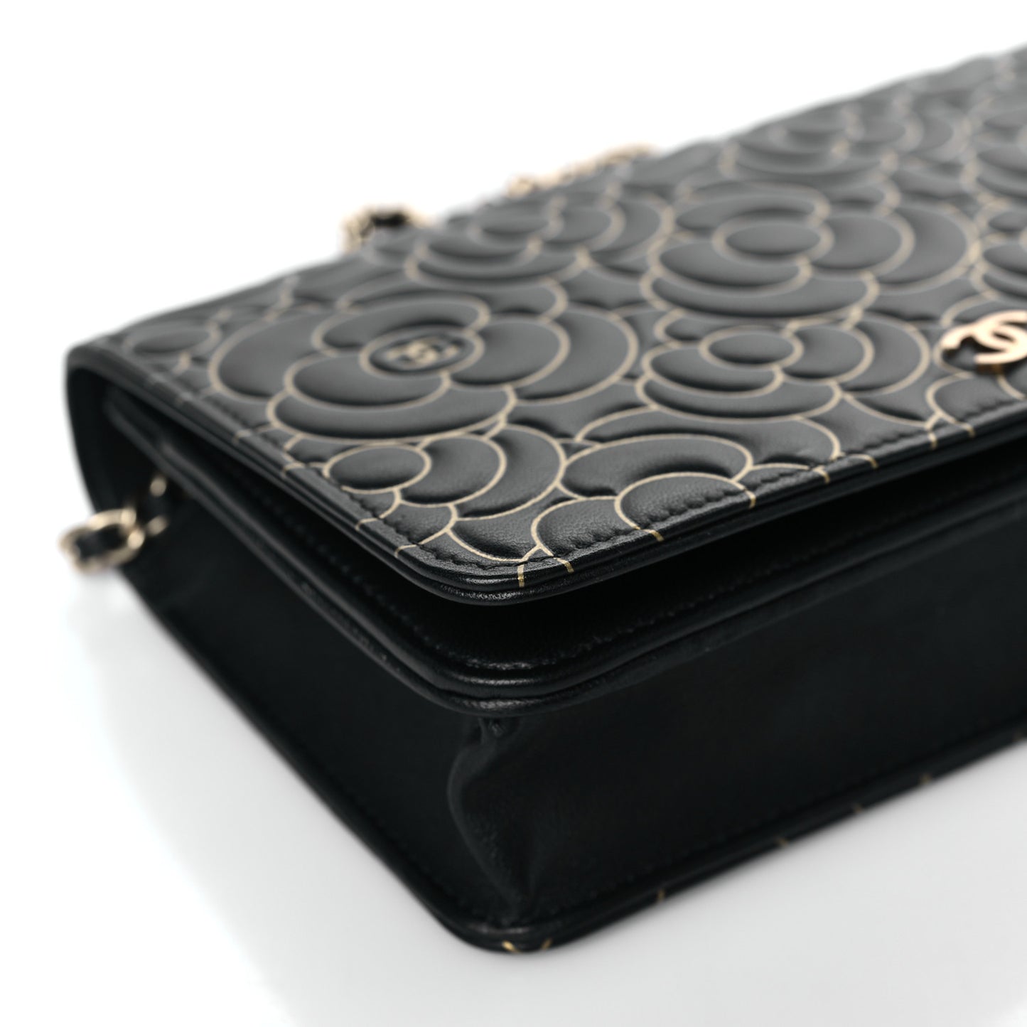 Lambskin Camellia Embossed Wallet On Chain WOC Black Gold