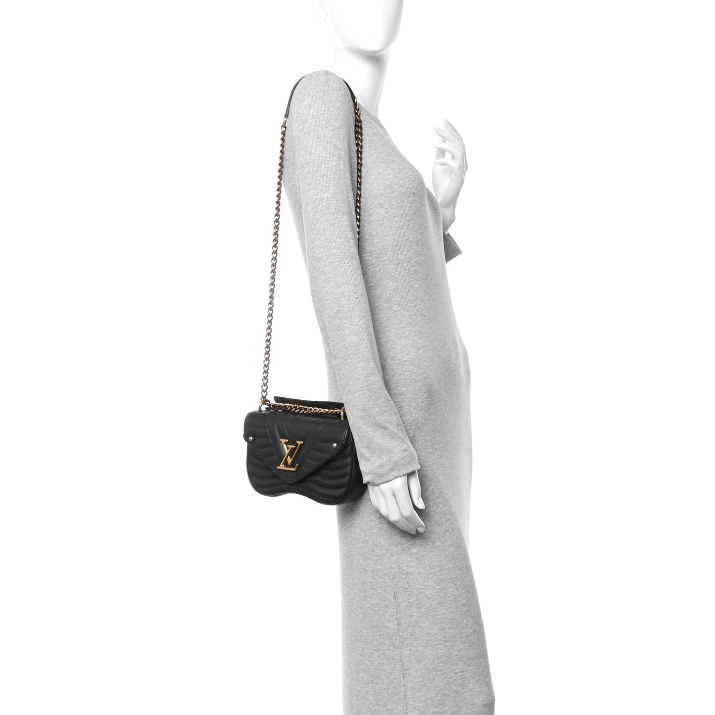 Calfskin New Wave Chain PM Black