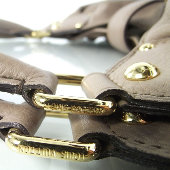 Louis Vuitton Mahina L Poudre 7 of 10