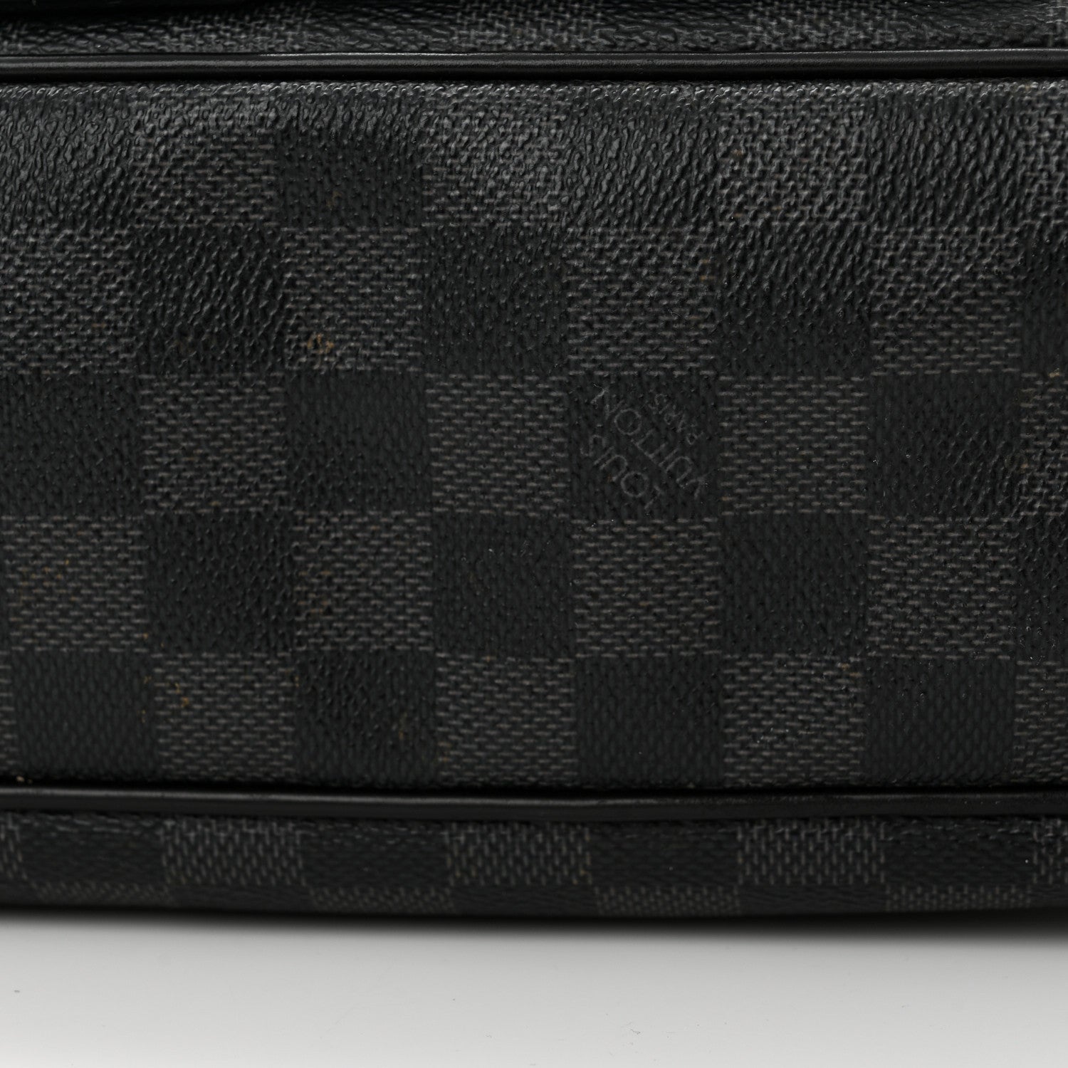 Louis Vuitton Damier Graphite Daniel GM 22 of 23
