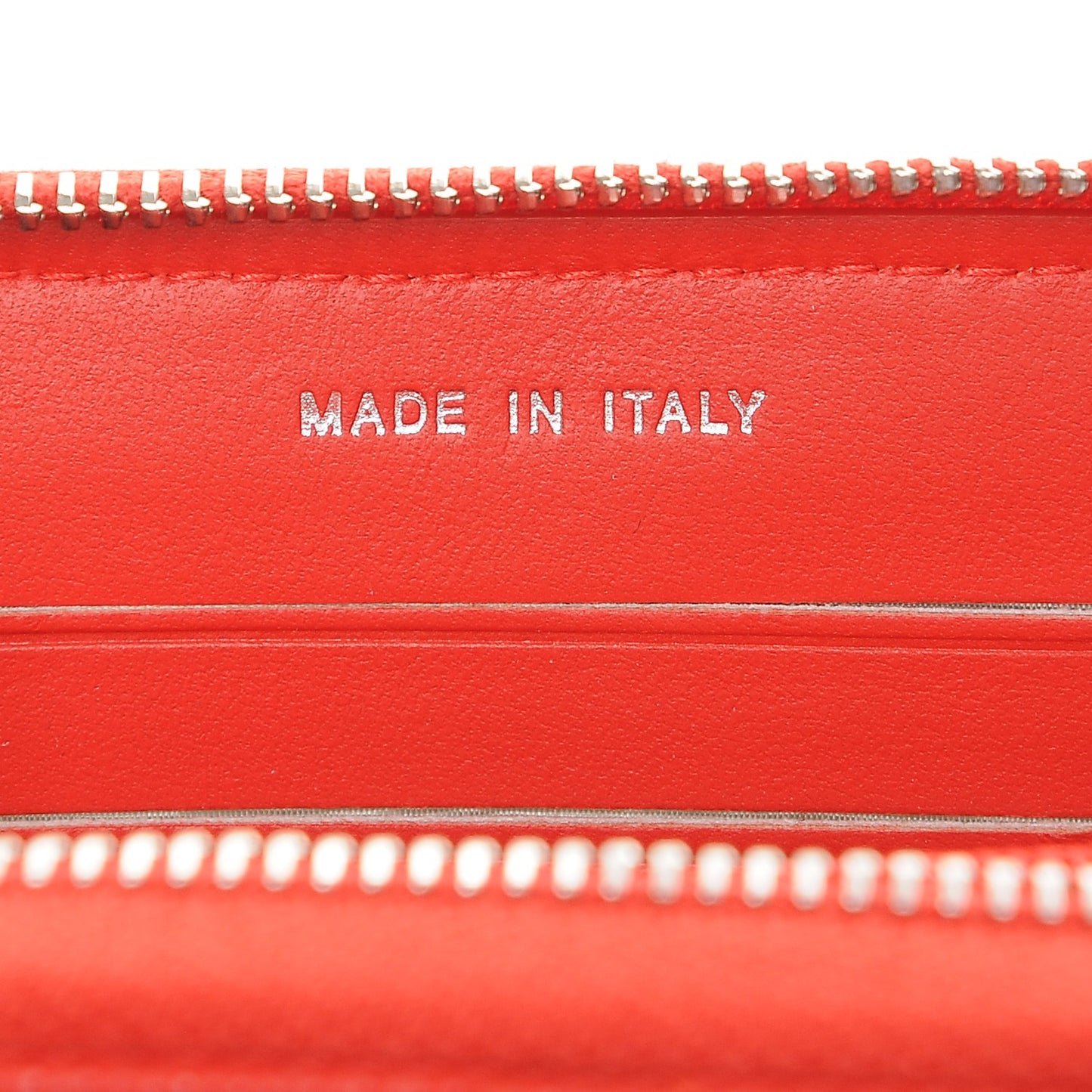 Caviar Chevron Quilted Small Zip Around Wallet Red