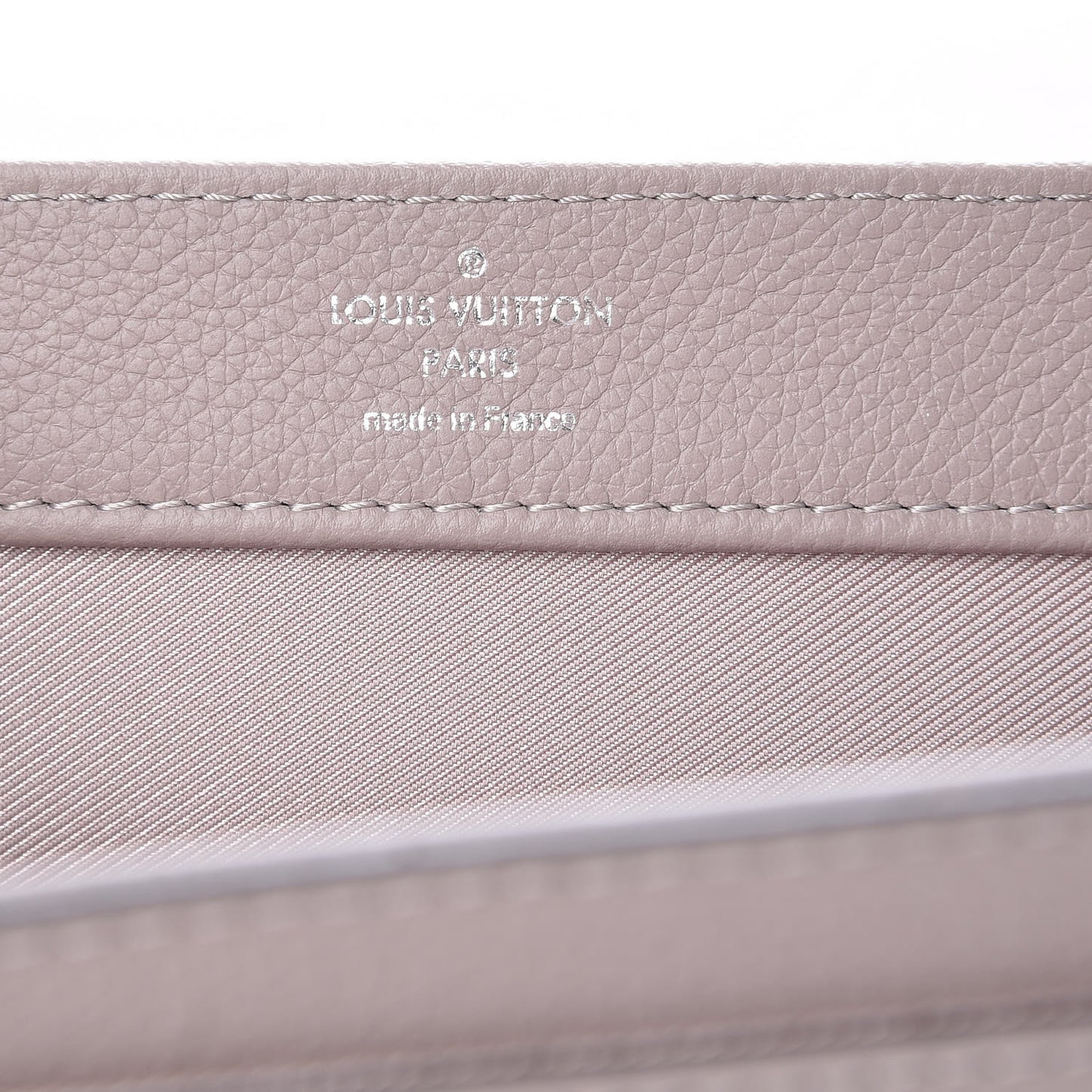 Soft Calfskin Lockme II Chain Bag BB Mastic