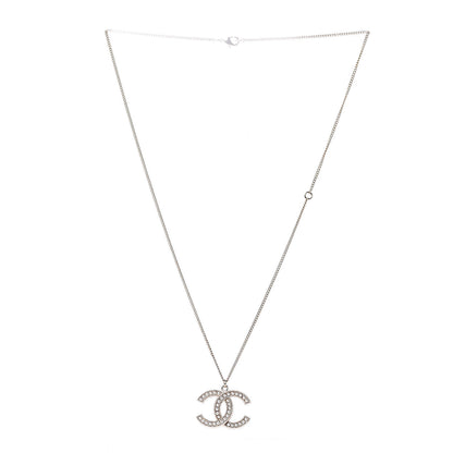 Chanel Pearl CC Pendant Necklace Gold 3 of 6