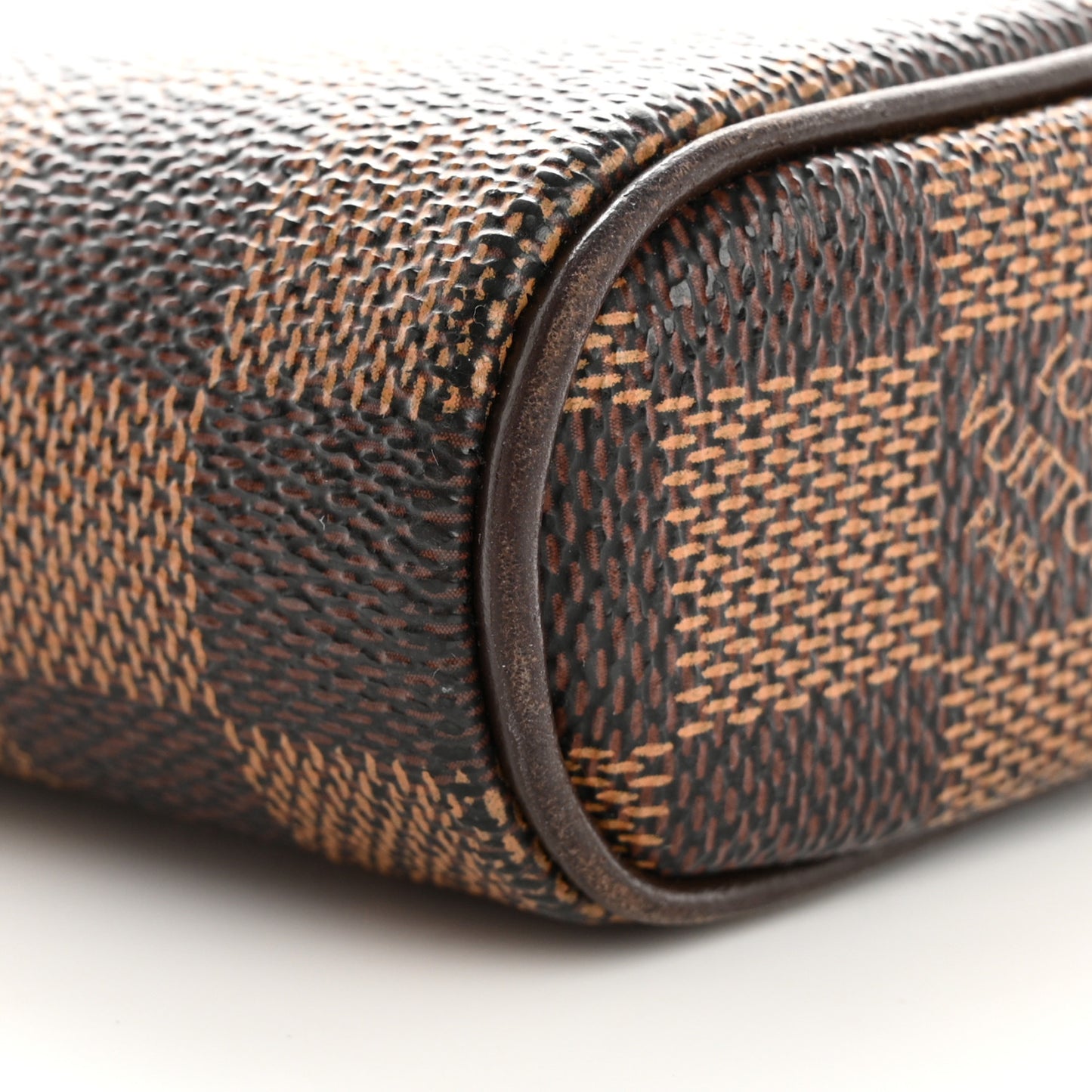 Damier Ebene Pochette Ipanema
