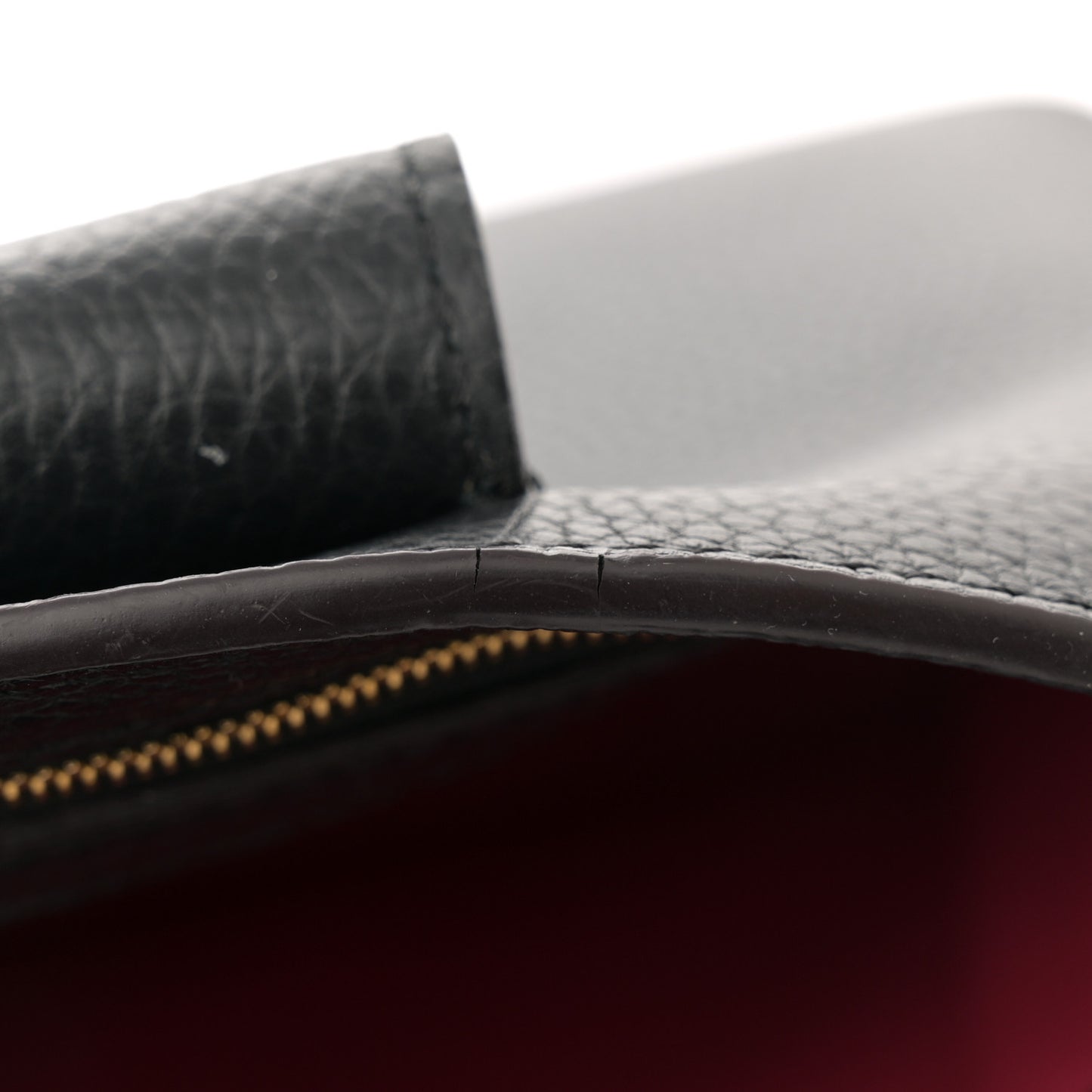Taurillon Capucines PM Black