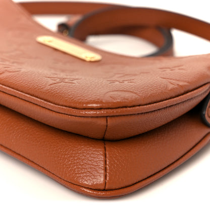 Louis Vuitton Empreinte Monogram Liv Pochette Cognac 11 of 12