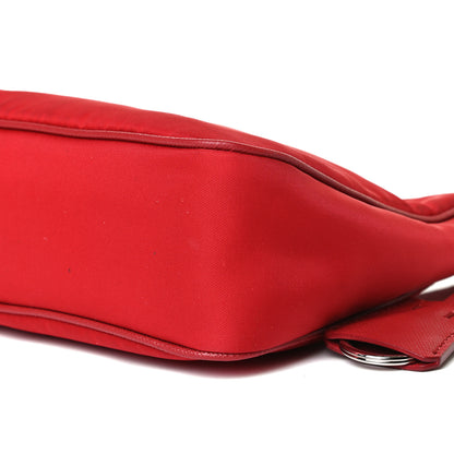 Prada Nylon Re-Edition 2005 Shoulder Bag Rosso 11 of 22