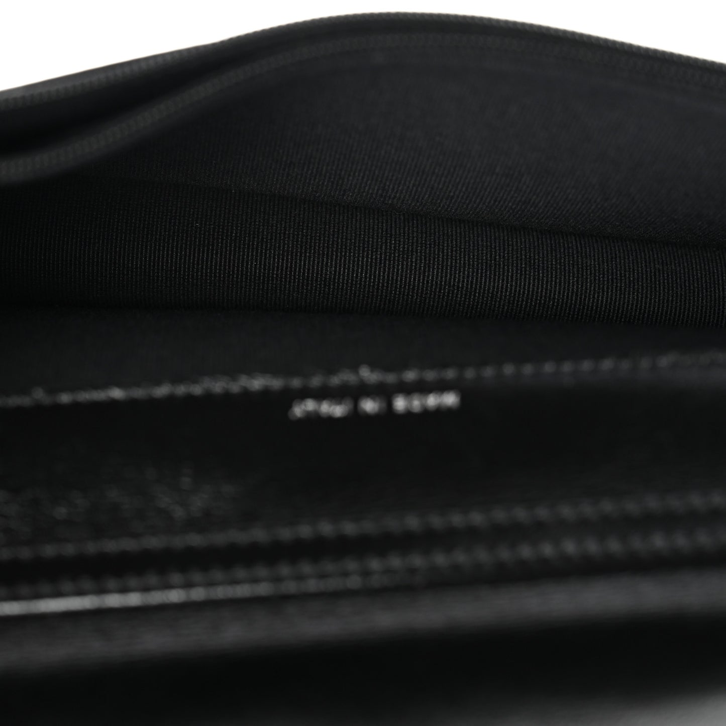 Shiny Lambskin Flap Clutch With Chain So Black