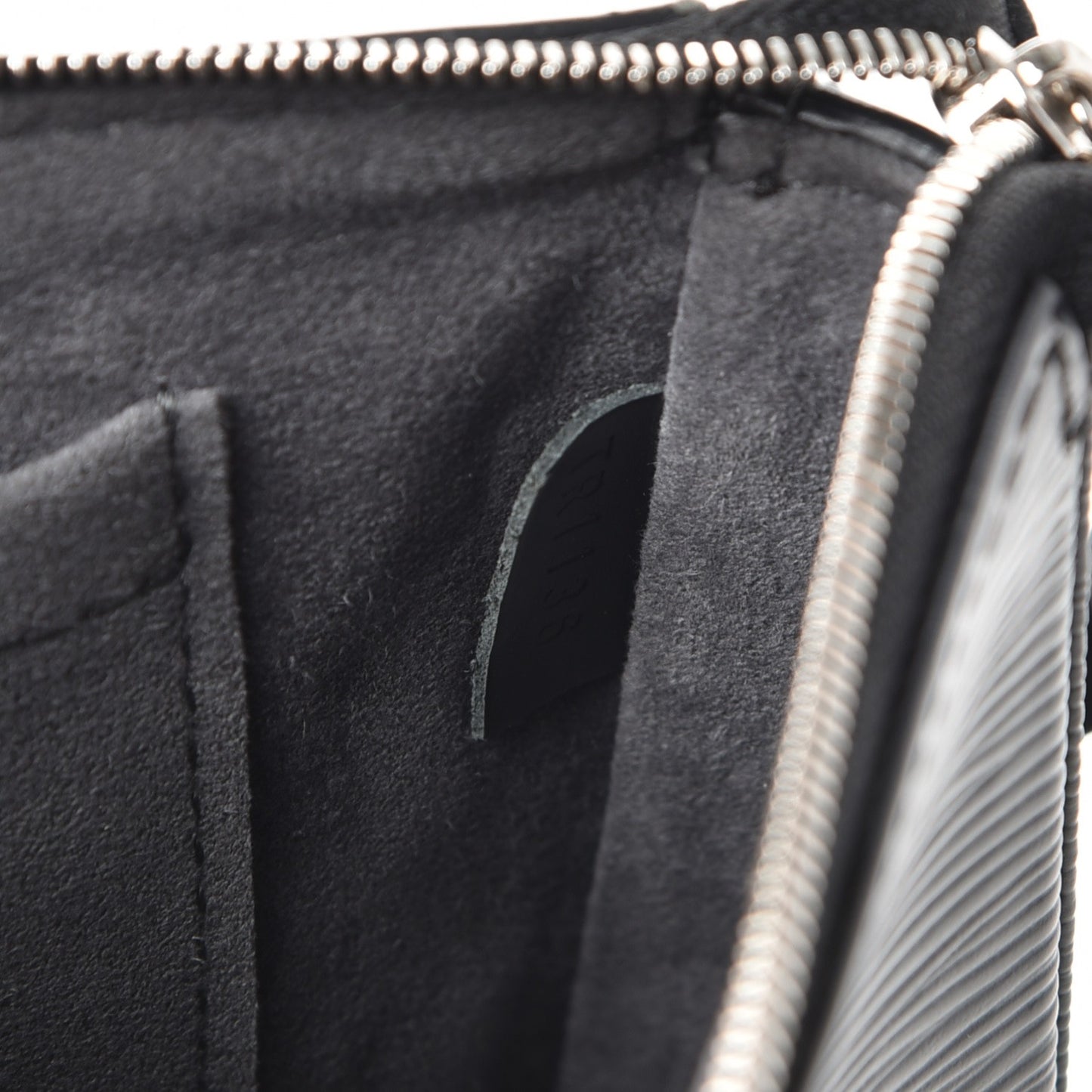 Epi Pochette Accessories NM Black
