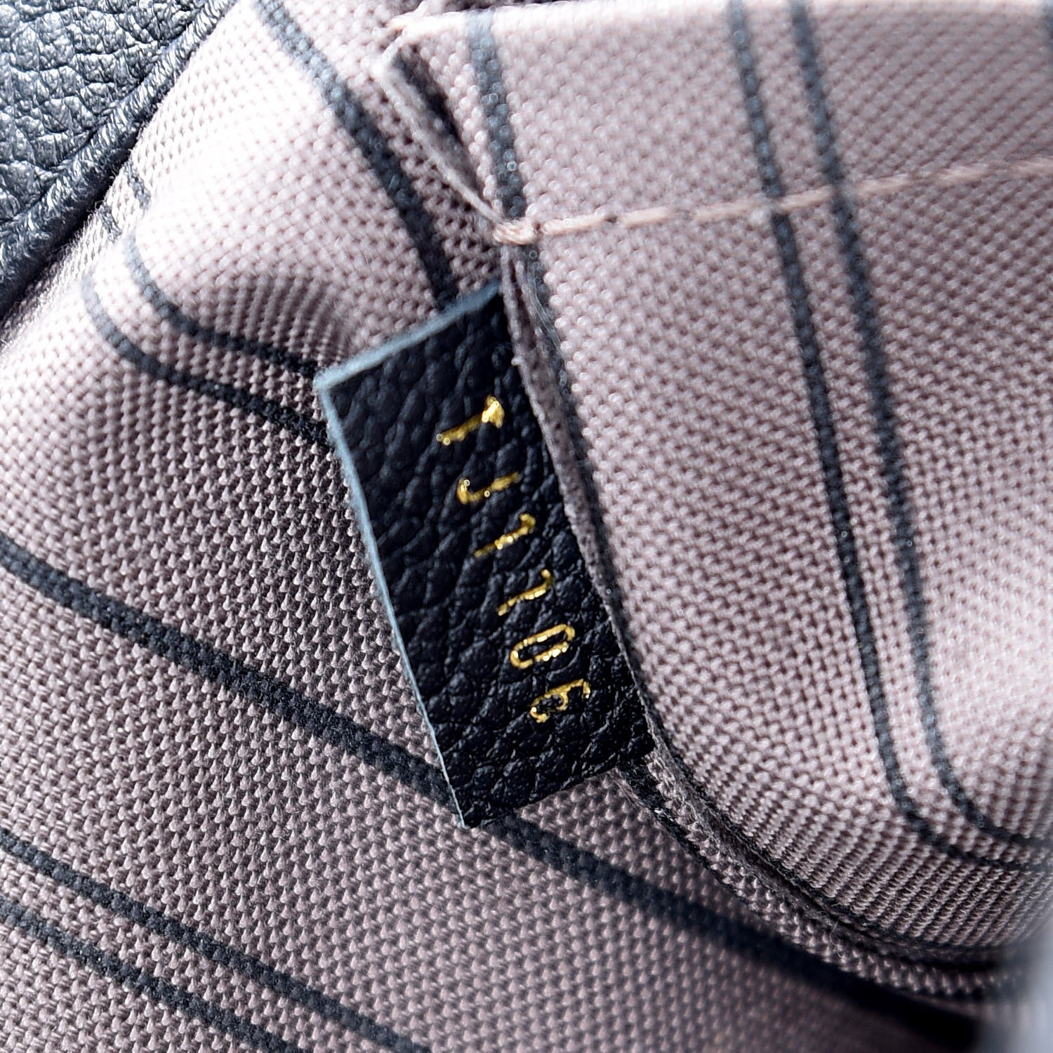 Louis Vuitton Empreinte Montaigne GM Black 8 of 9