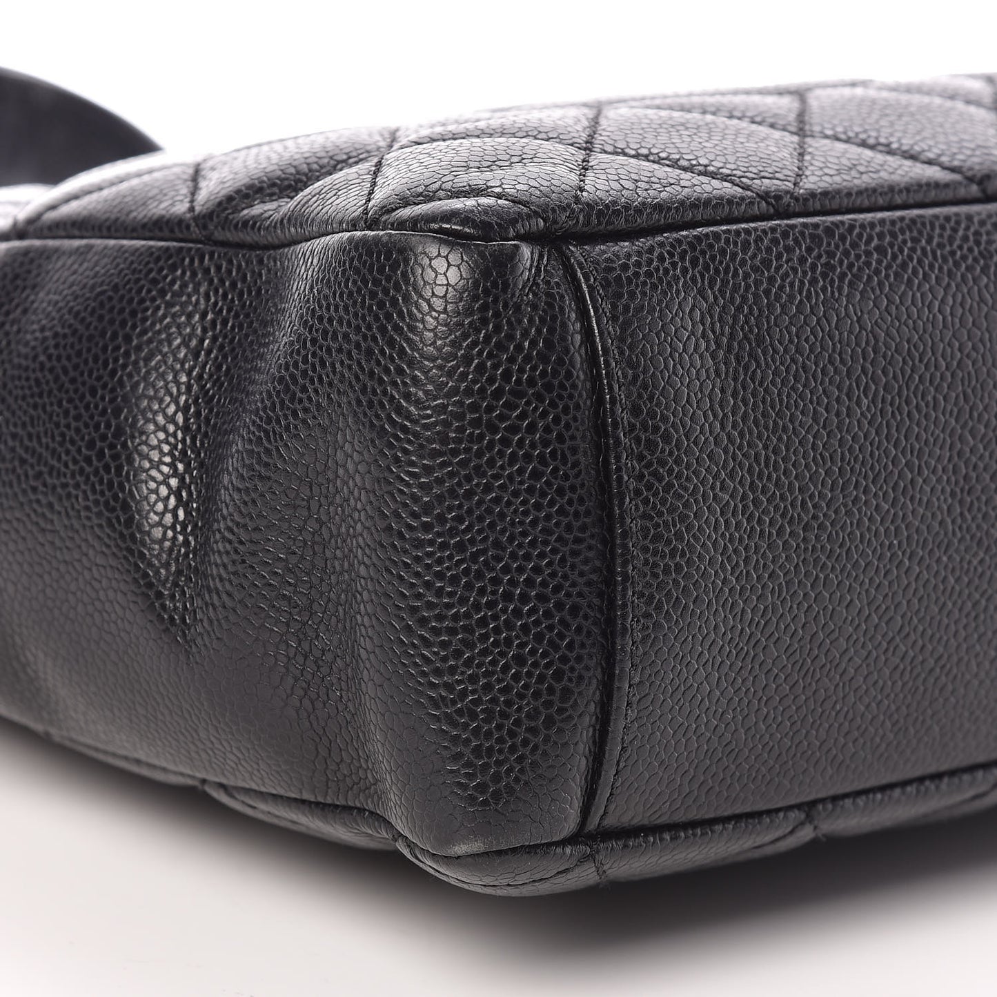 Caviar Quilted Petit Shopping Tote PST Black