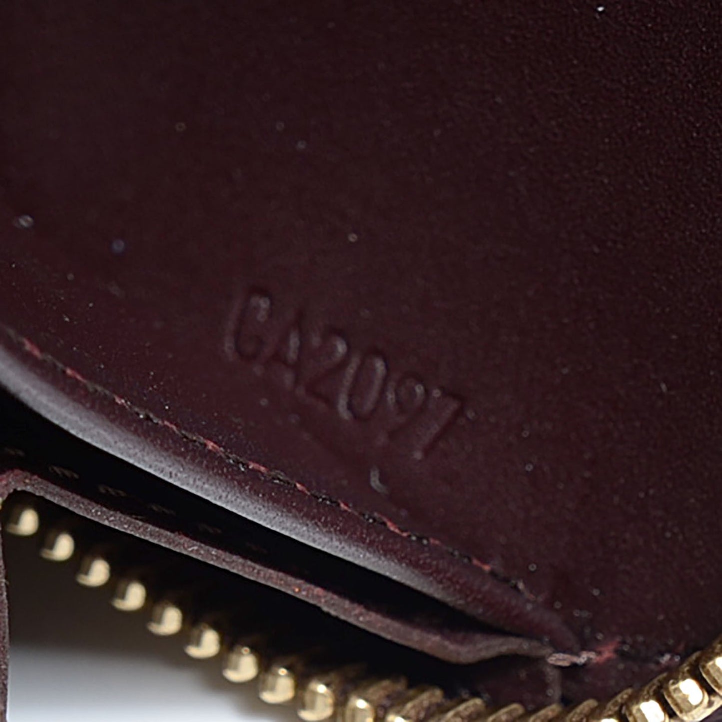 Vernis Zippy Wallet Amarante