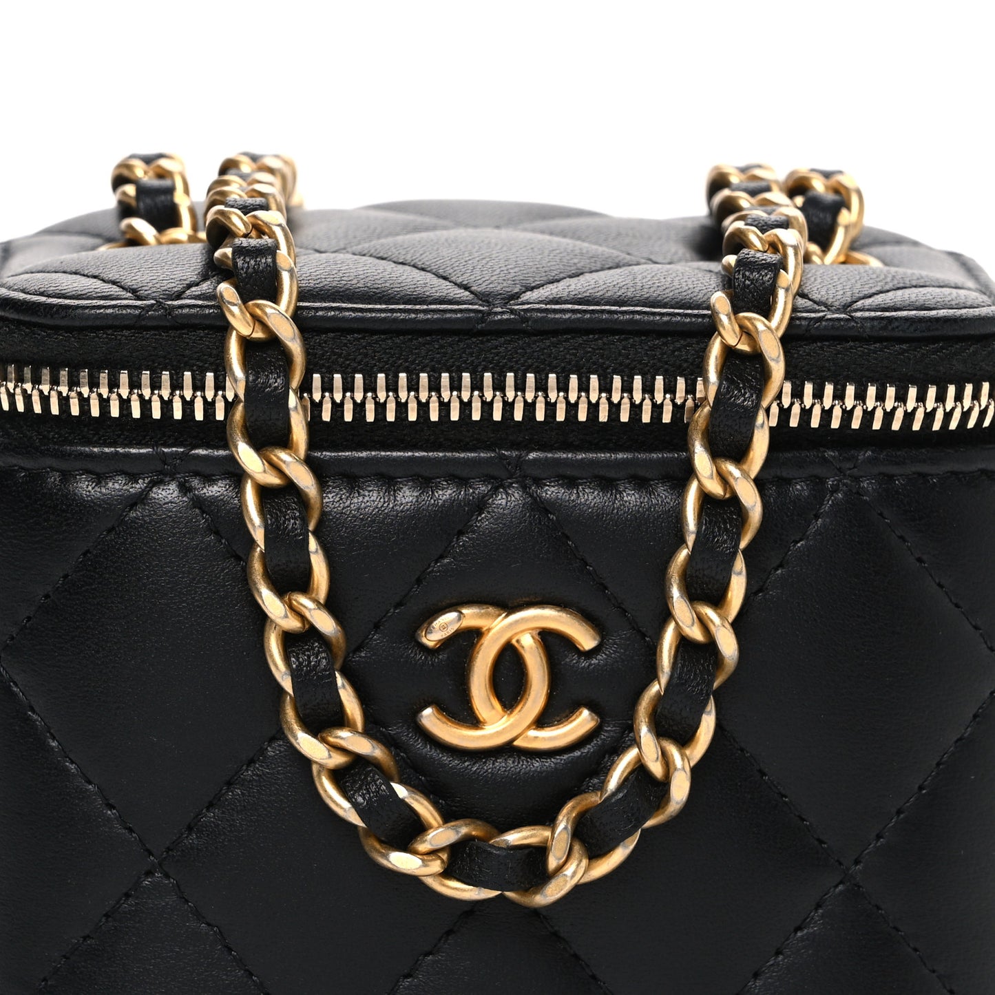 Lambskin Quilted Mini Pearl Crush Vanity Case With Chain Black