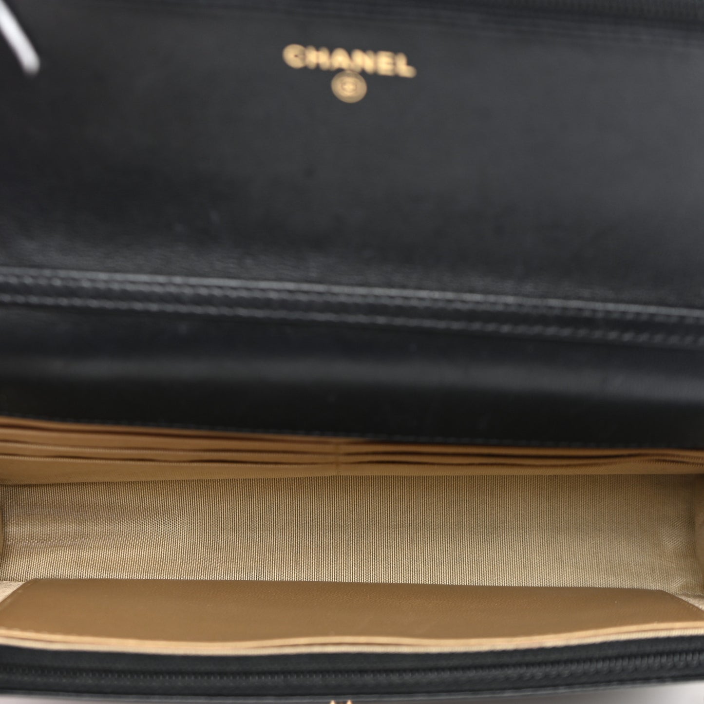 Lambskin Quilted CC Pearl Crush Wallet on Chain WOC Black