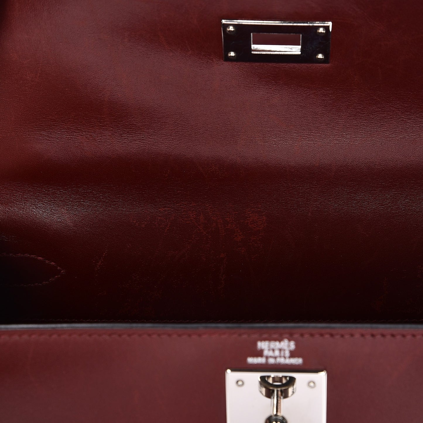 Box Kelly Sellier 28 Rouge H