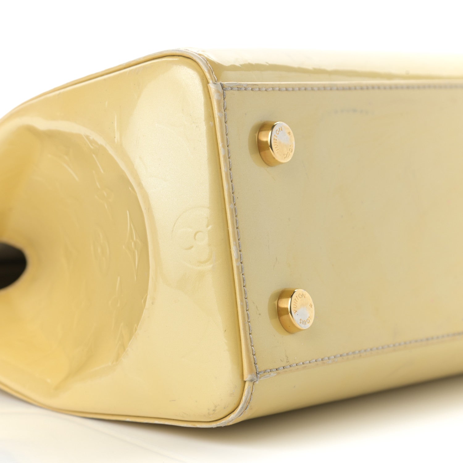 Louis Vuitton Vernis Brea MM Blanc Corail 9 of 14