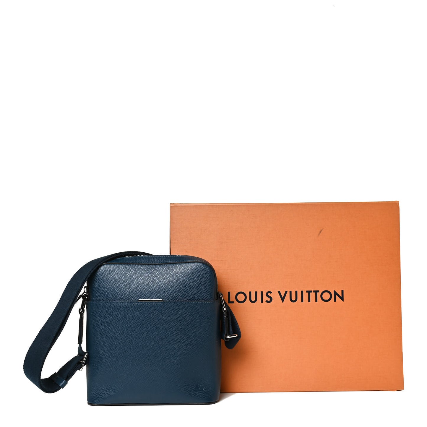 Taiga Anton Pochette Ocean