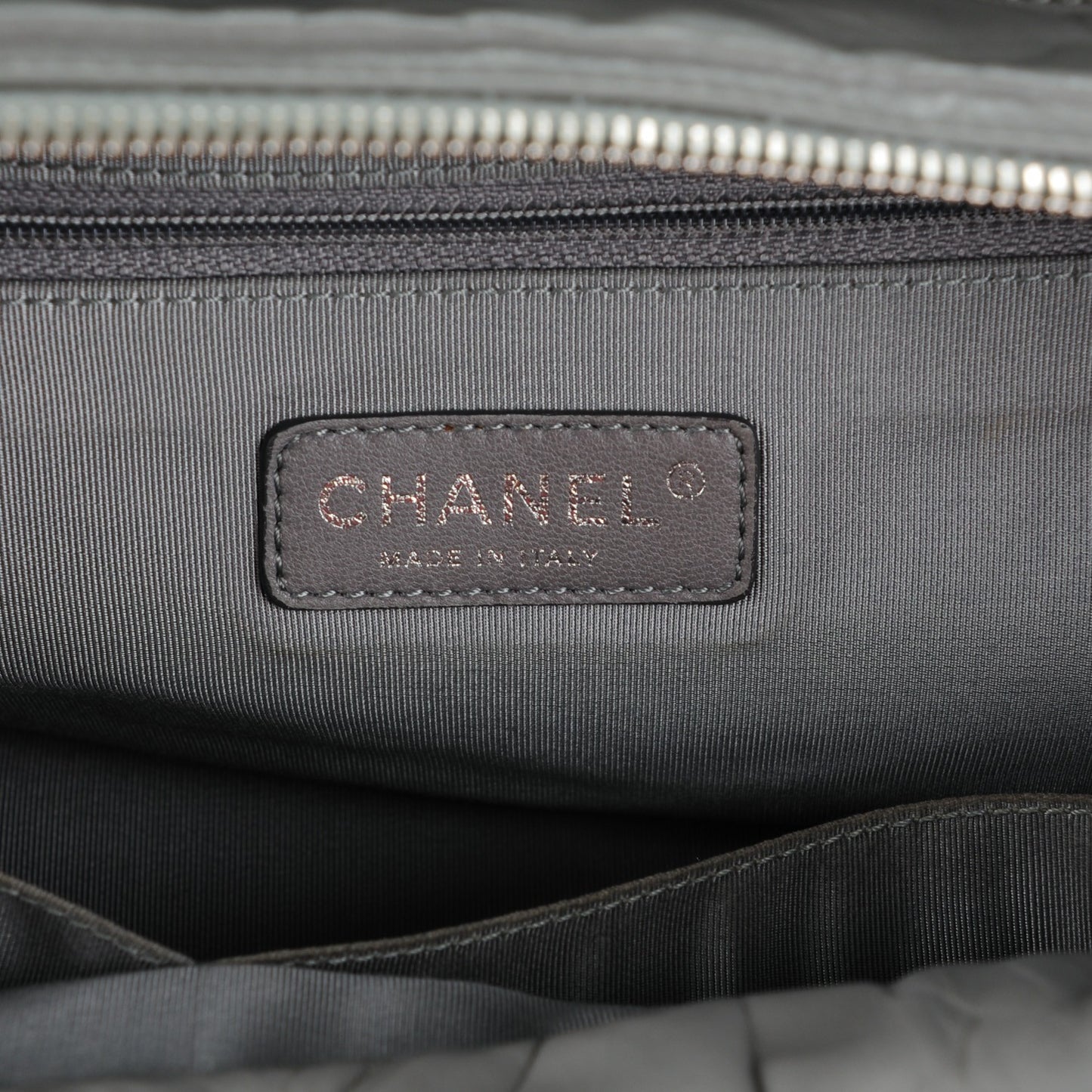 Calfskin Ultra Stitch Tote Grey