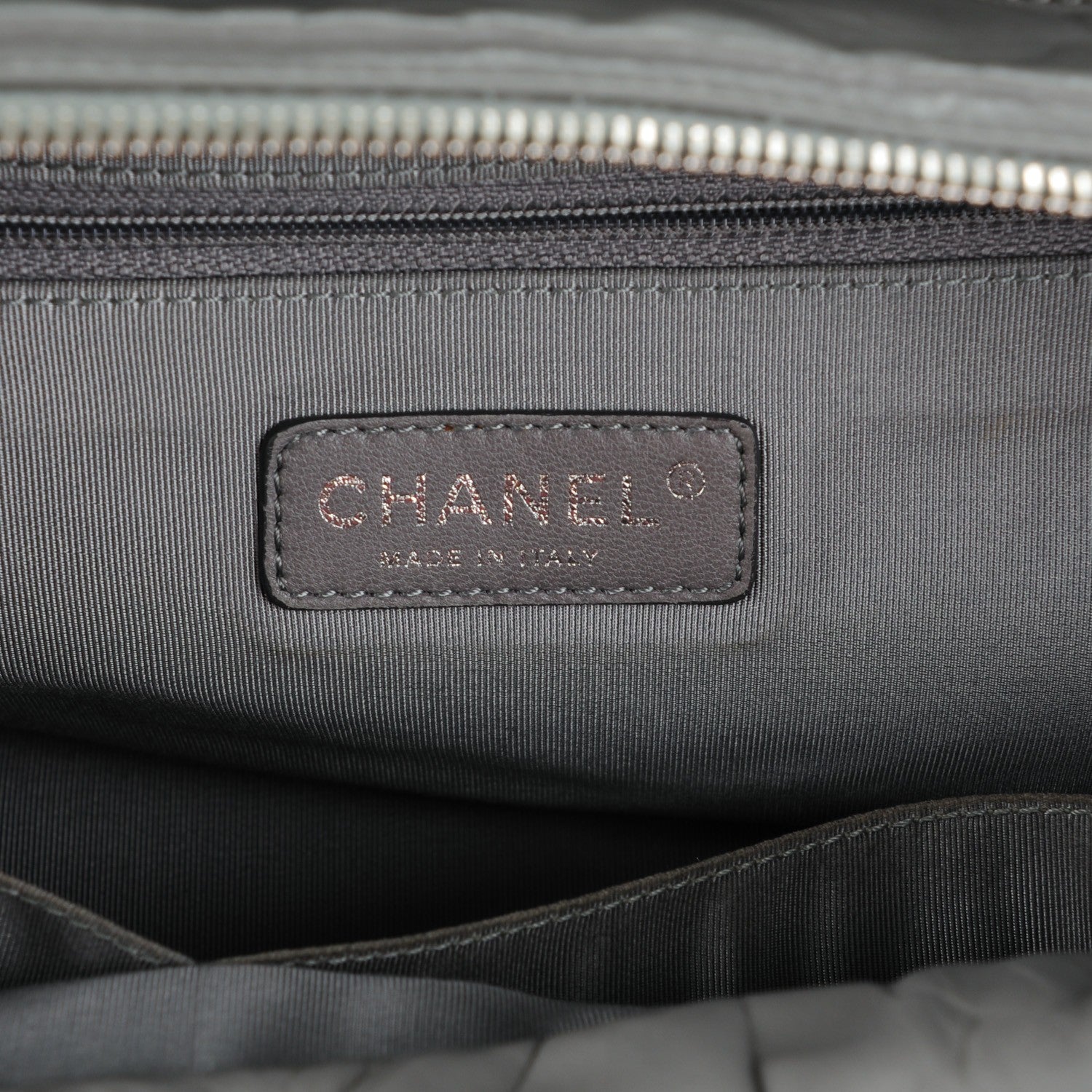 Chanel Calfskin Ultra Stitch Tote Grey 6 of 7