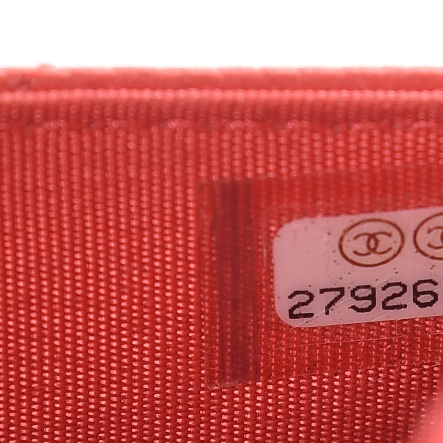 Caviar Quilted CC Filigree Wallet On Chain WOC Red