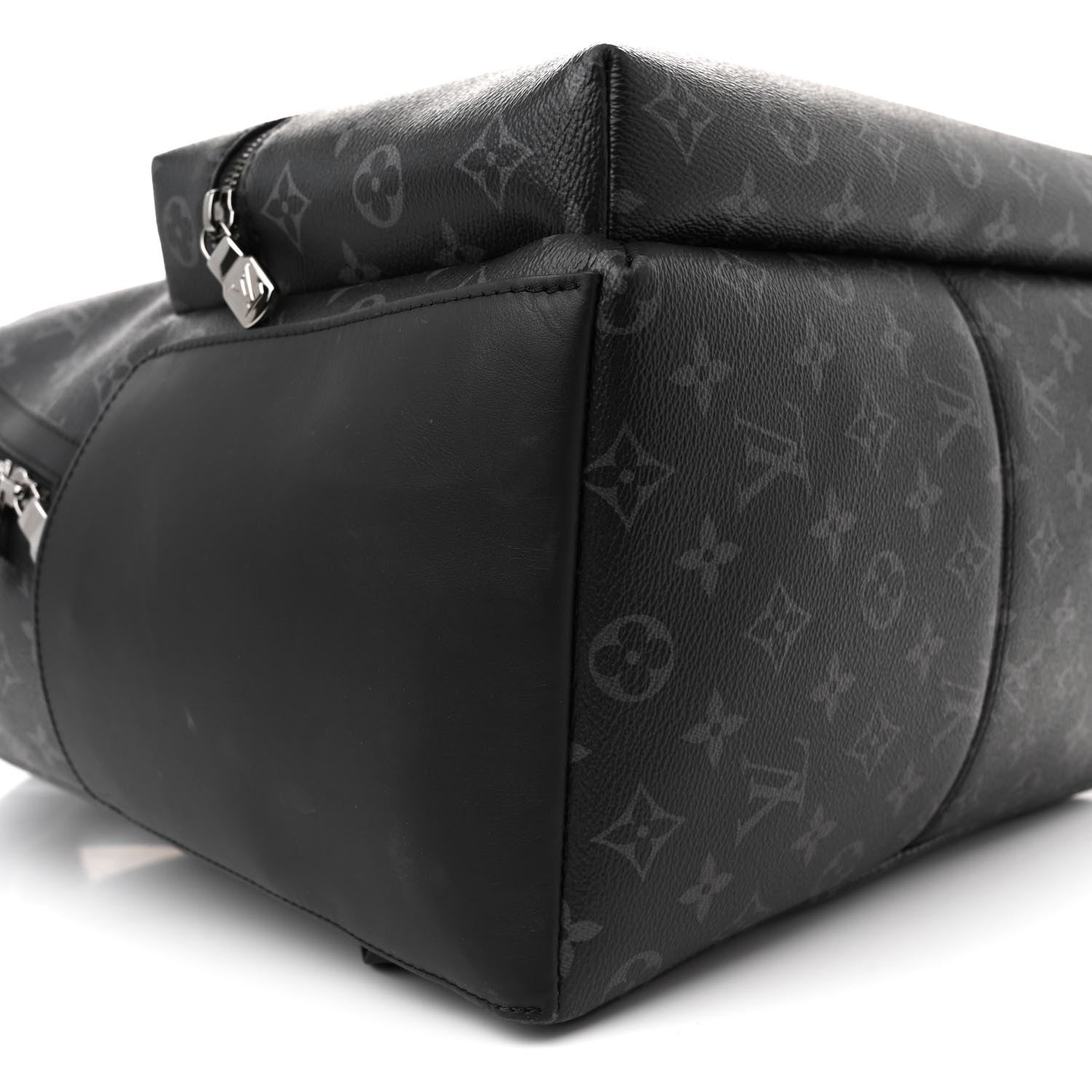 Louis Vuitton Monogram Eclipse Discovery Backpack MM 8 of 10