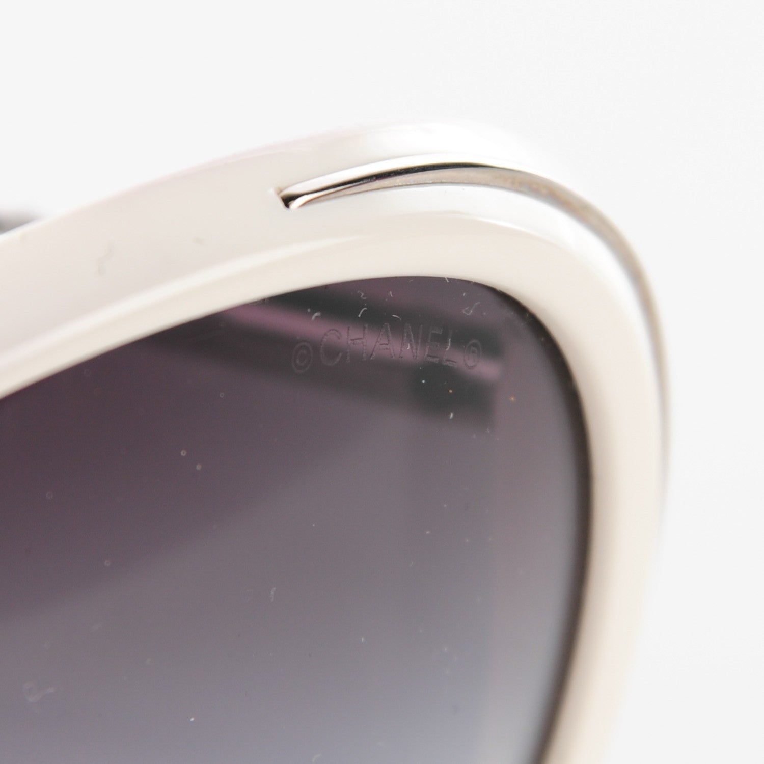 Chanel CC Sunglasses 6037 White 5 of 8