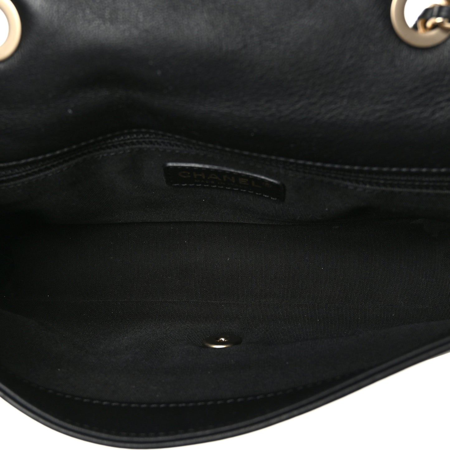 Calfskin Quilted Medium Graphic Flap Beige Black