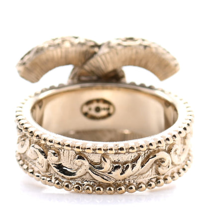 Chanel Enamel CC Baroque Ring 6 Black Gold 4 of 5