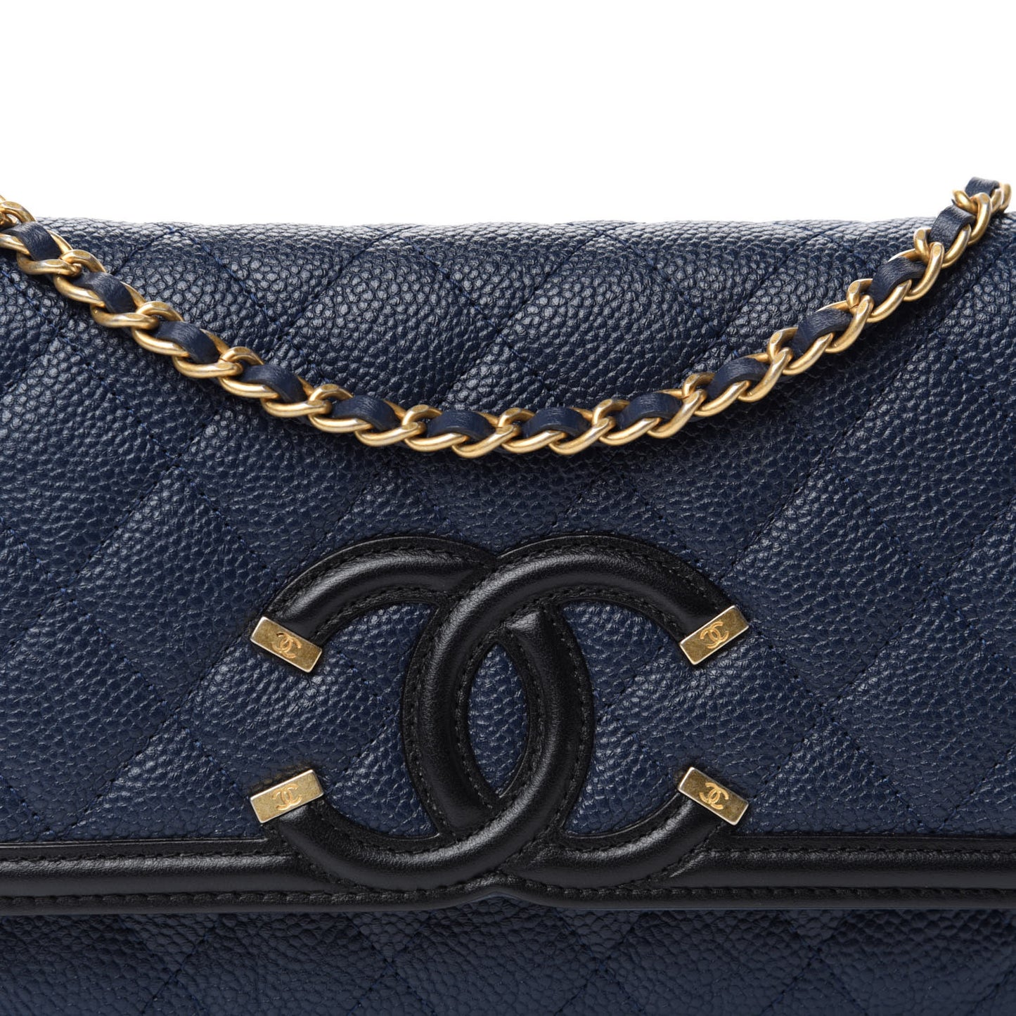 Caviar Quilted CC Filigree Wallet On Chain WOC Navy