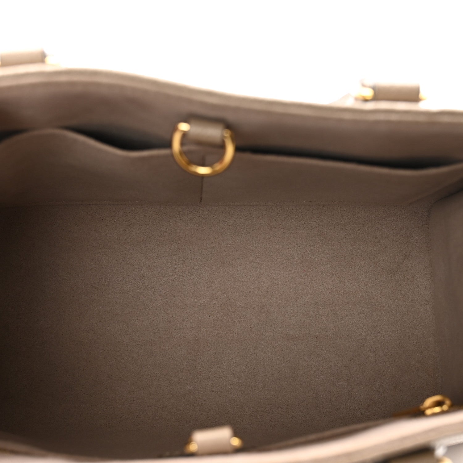 Louis Vuitton LOUIS VUITTON Empreinte Monogram Giant Onthego PM Tourterelle Creme 5 of 9