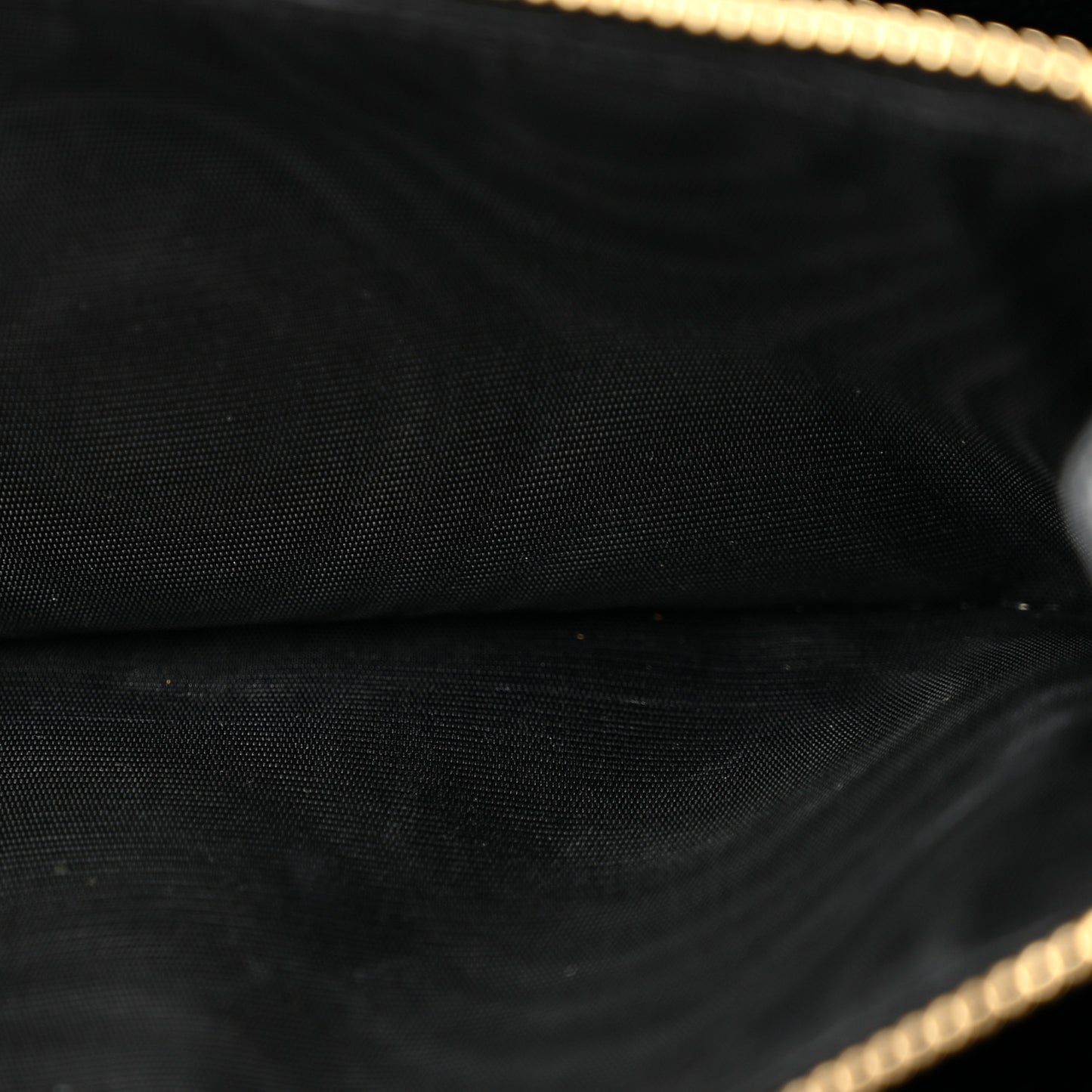 Grain De Poudre Matelasse Chevron Monogram Flap Wallet Black
