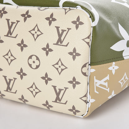 Louis Vuitton Monogram Giant Neverfull MM Kaki 9 of 9