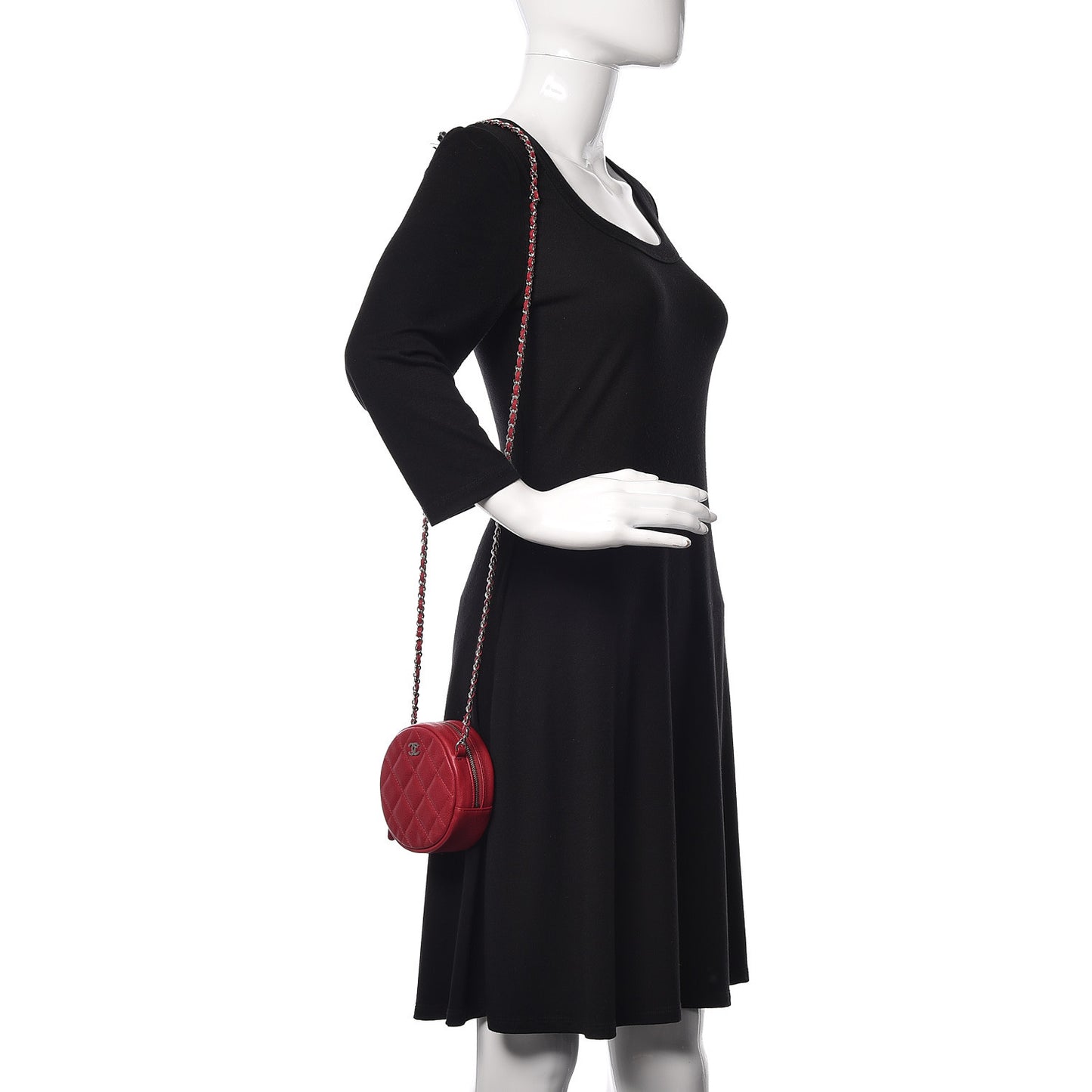 Shiny Caviar Quilted Round Clutch With Chain Pink